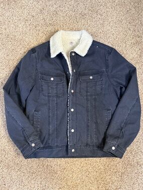Faherty Stormrider Navy Sherpa-Lined Shirt Jacket with Cream Collar Men’s medium